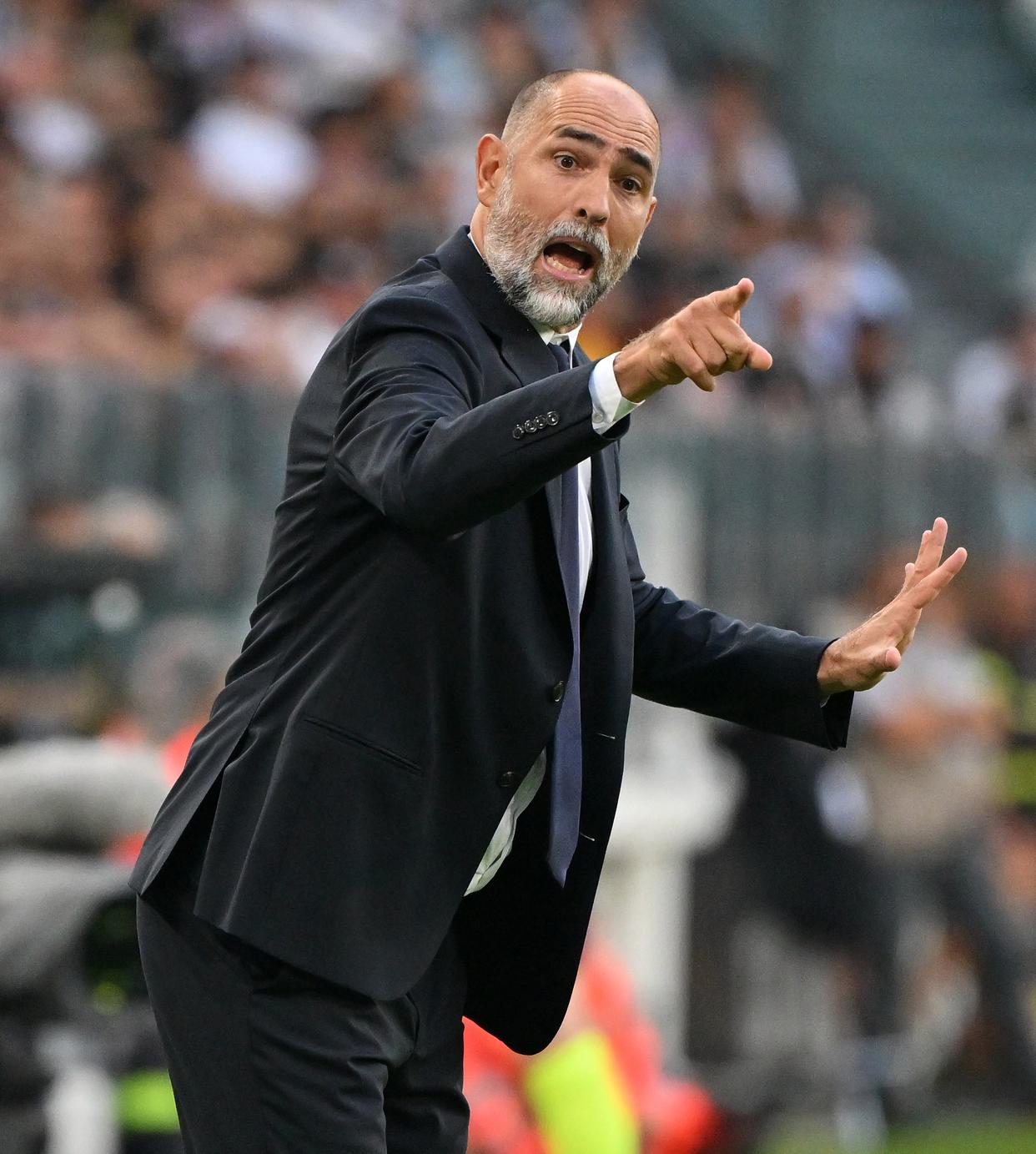 转会期体能课后，罗马回应争议备战意甲，质疑声仍在，球探报告显示潜力的简单介绍